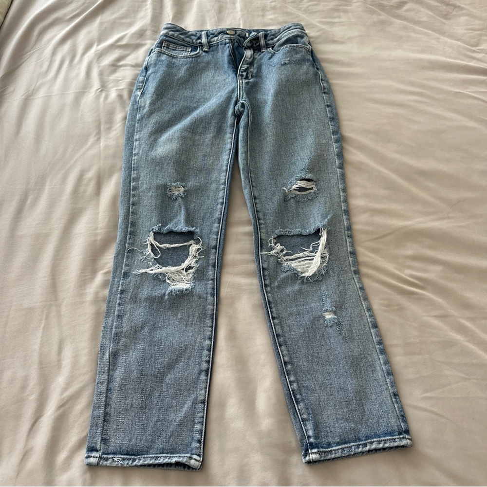 PacSun Light Blue Distressed Ripped Mom Jeans Size 22
